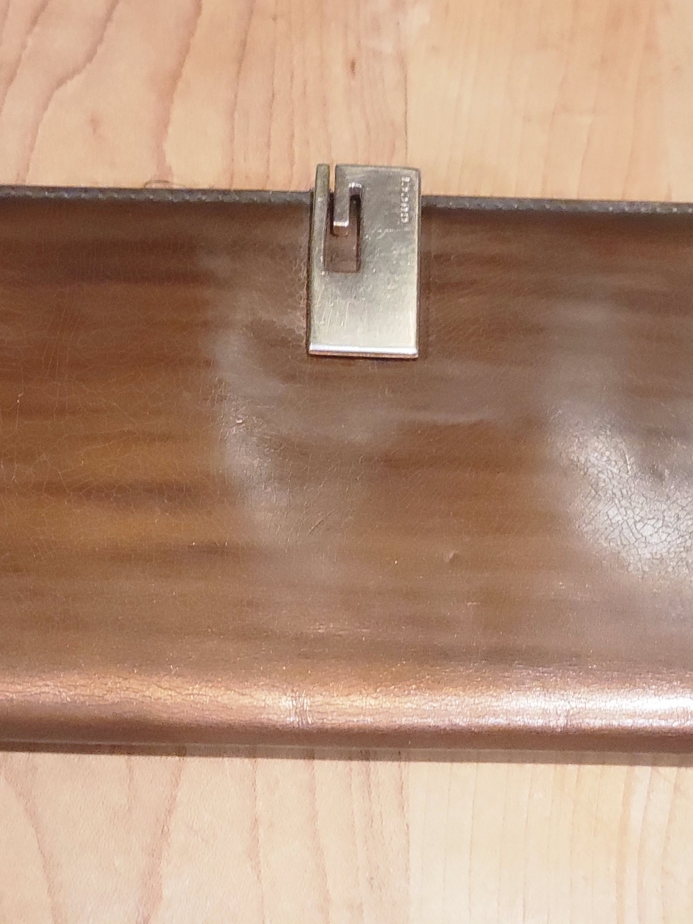 Gucci Brown Long Wallet for Women Solid Logo Clasp Credit Card Slots Clutch